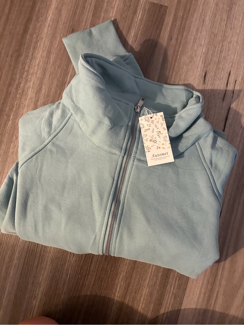Automet Women's Light Sage Zip-Up Hoodie